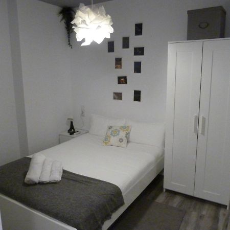 Appartement Intimo Y Acogedor "Algunos" Con Banera Hidromasaje à Valence Extérieur photo