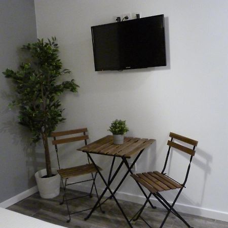 Appartement Intimo Y Acogedor "Algunos" Con Banera Hidromasaje à Valence Extérieur photo