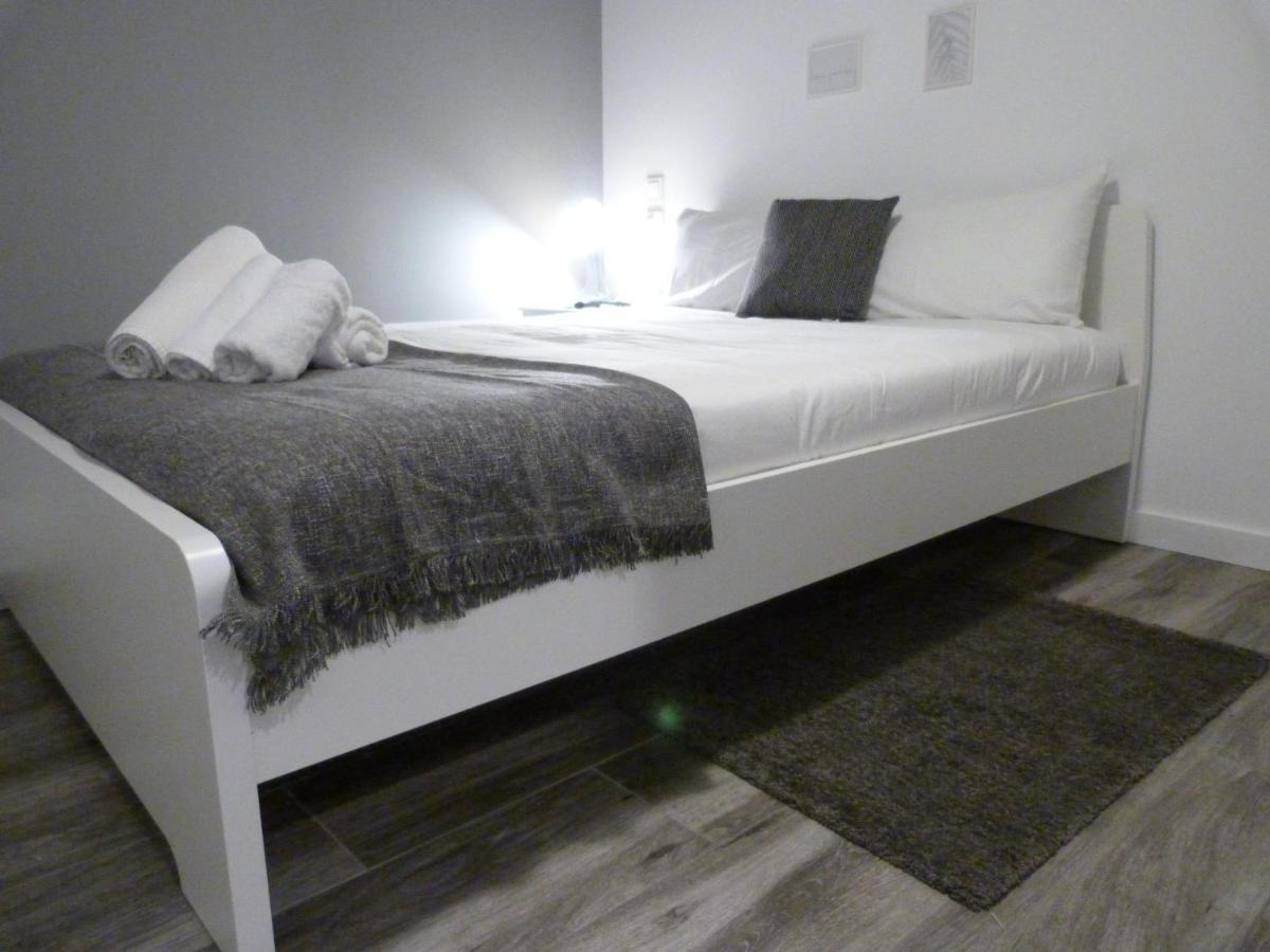 Appartement Intimo Y Acogedor "Algunos" Con Banera Hidromasaje à Valence Extérieur photo